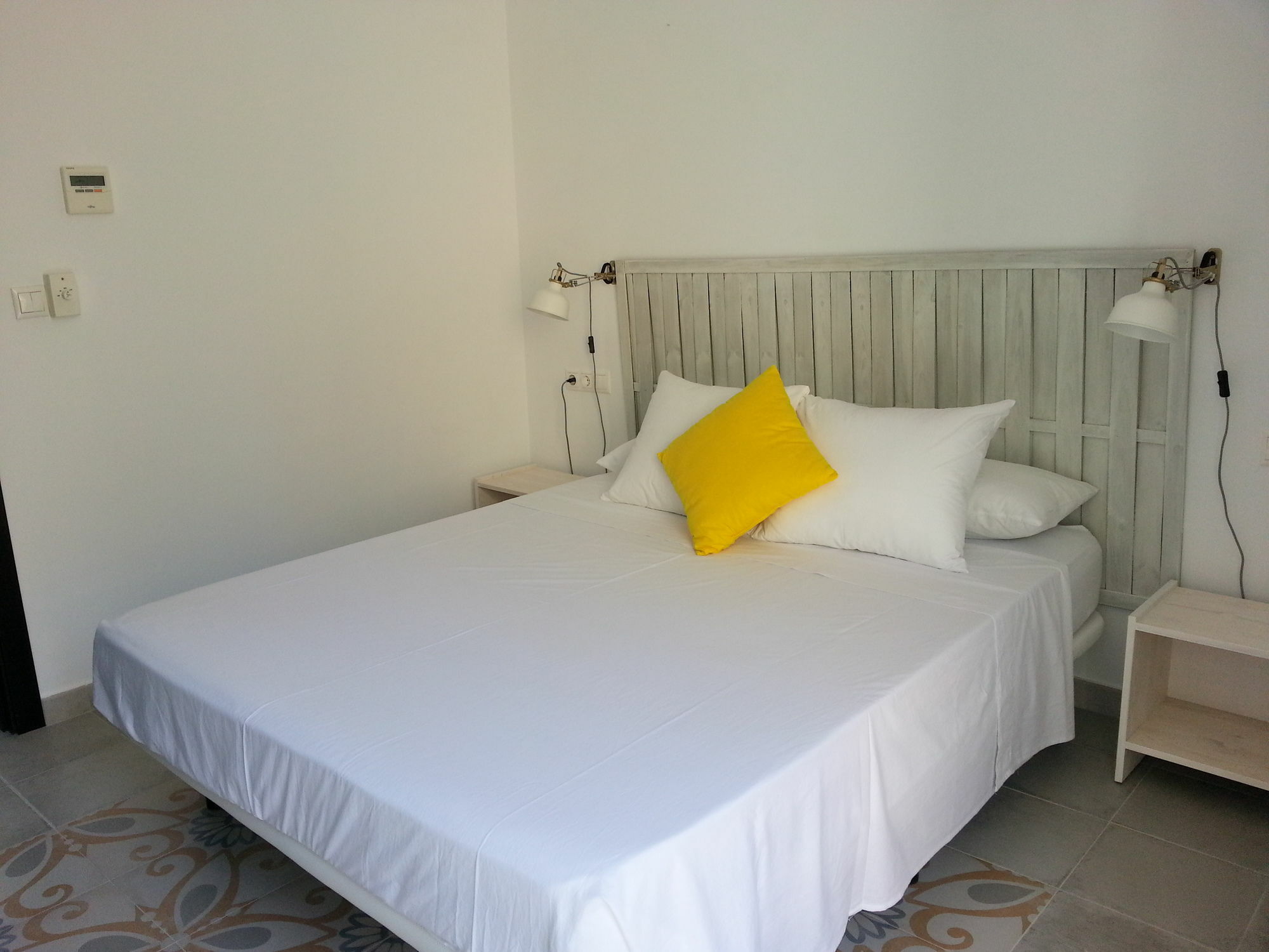 La Siesta De Picasso Hotel Málaga Eksteriør billede
